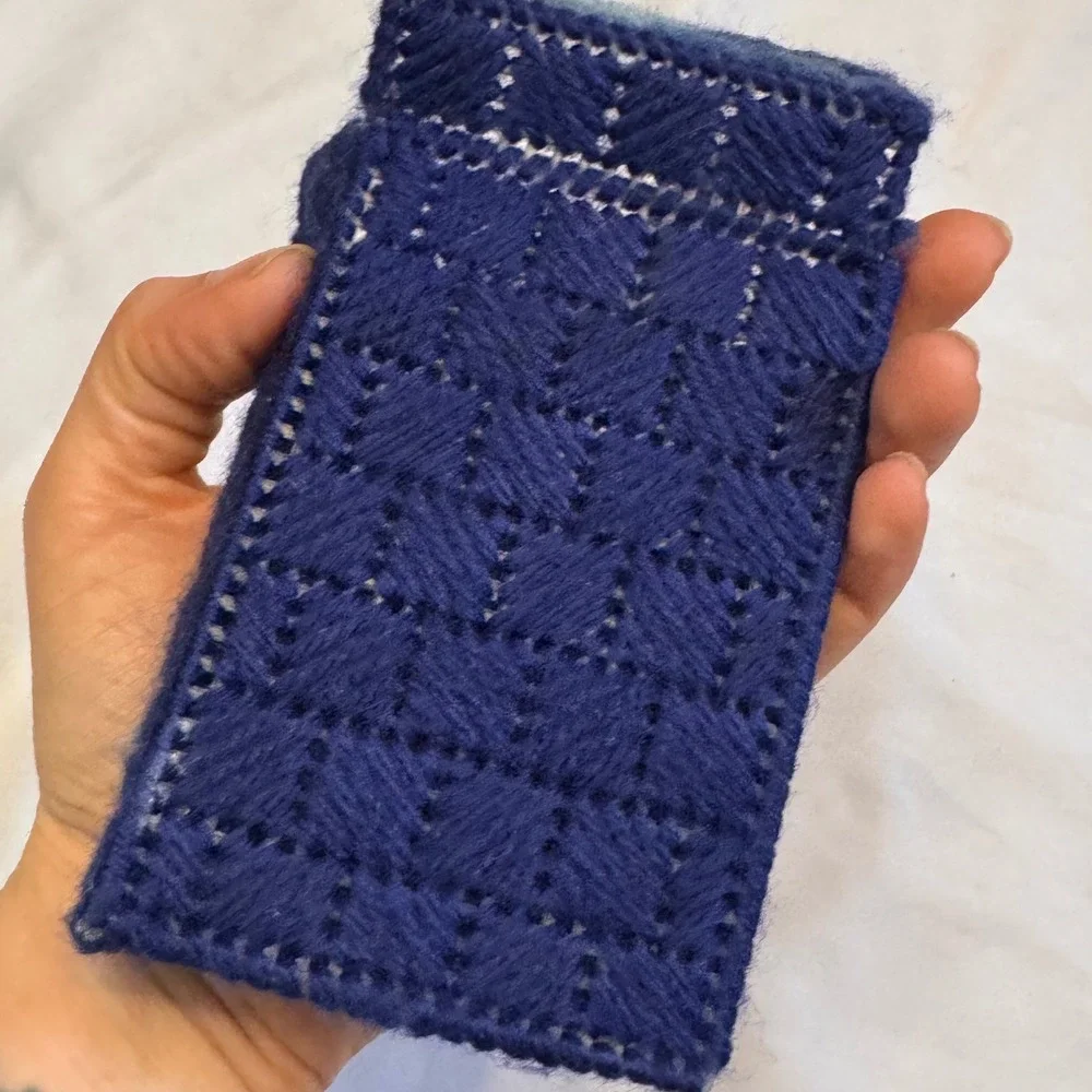 Handmade‎ Crochet Plastic Cigarette Card Holder Pocket Case Blue